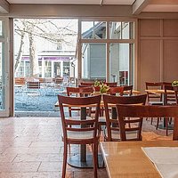 Restaurant 2