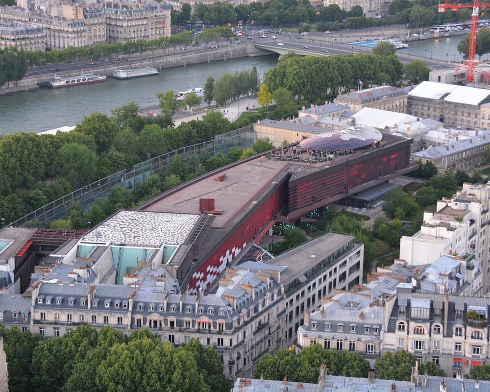 Musee From Eiffel Tower ?w=1000&h=800&s=1
