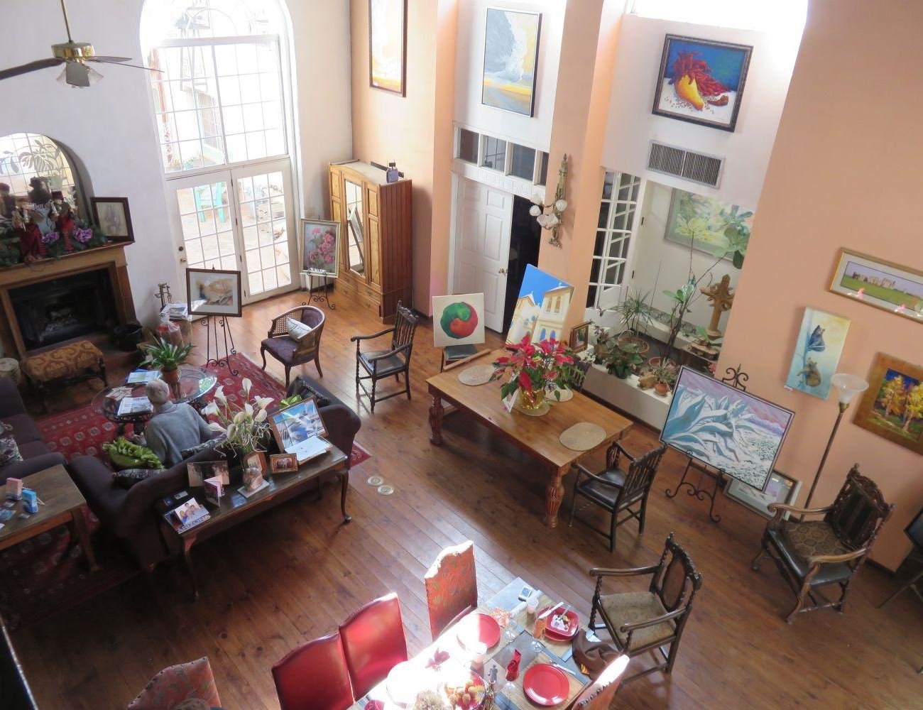 Lundeen Inn Of The Arts by null