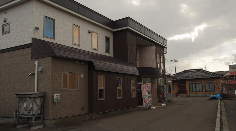 駅から歩いて、4分程度