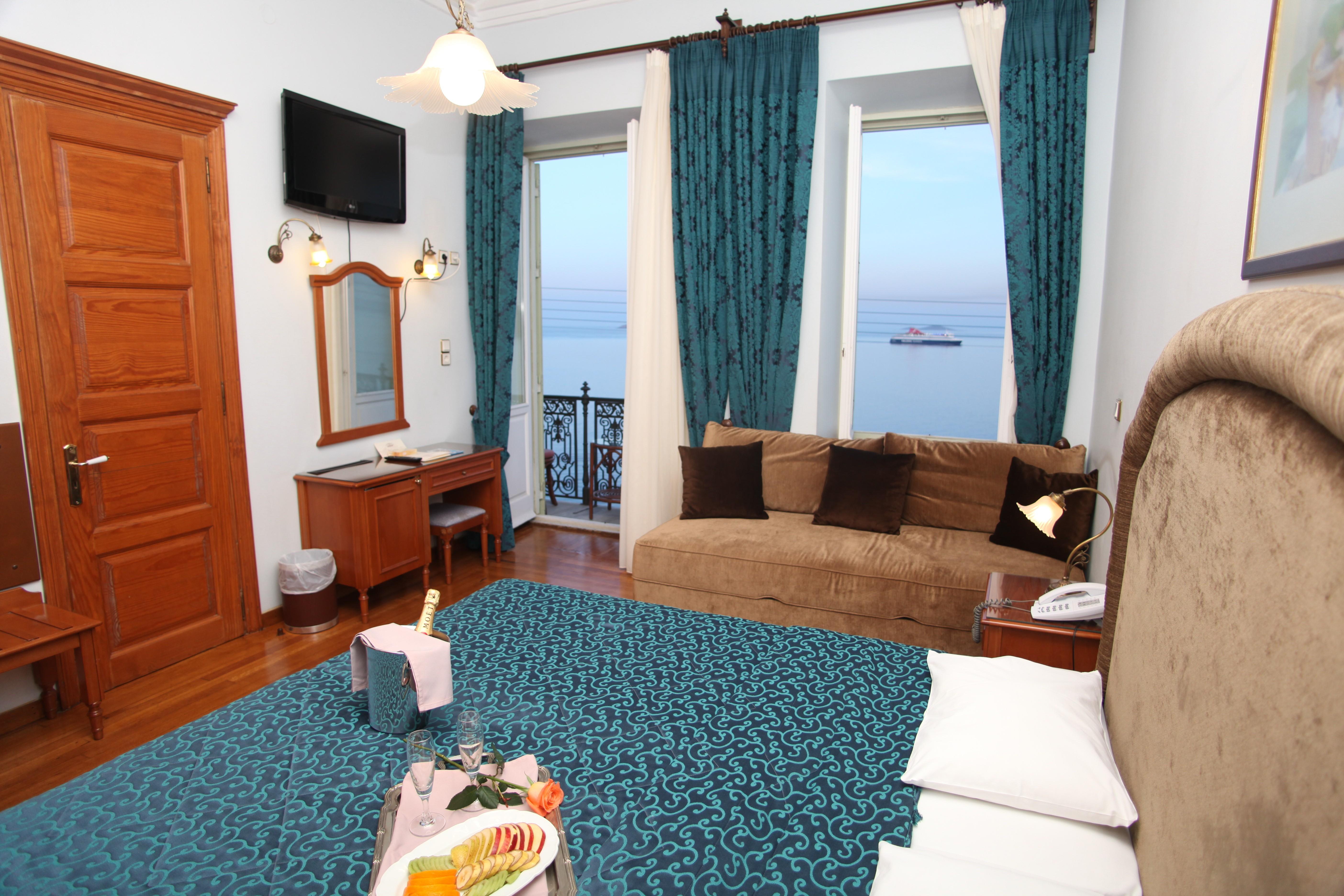 Hotel photo 2 of Syrou Melathron hotel.