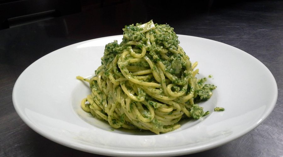 TAGLIORINI AL PESTO DI RUCOLA
