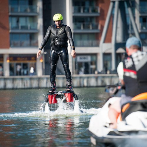 Top 10 Thrilling Summer Activities to Experience in London - Water Activities