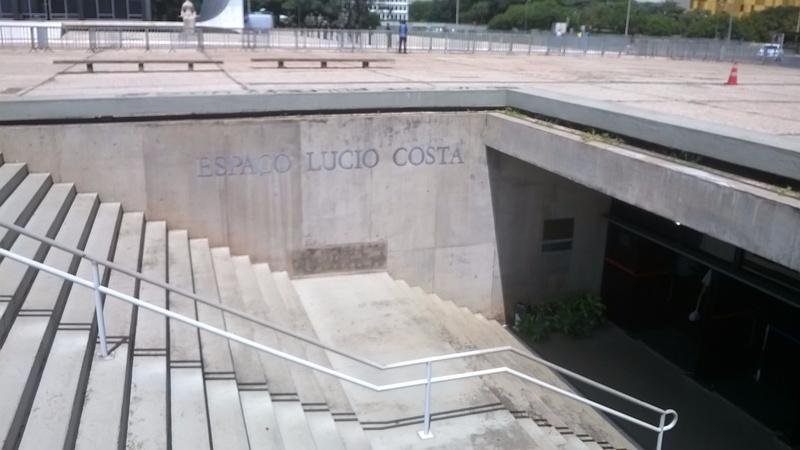 Espaço Lúcio Costa: desça ao subsolo da Praça dos Três Poderes
