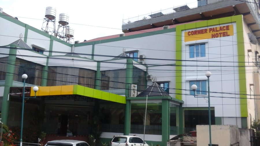Corner Palace Hotel