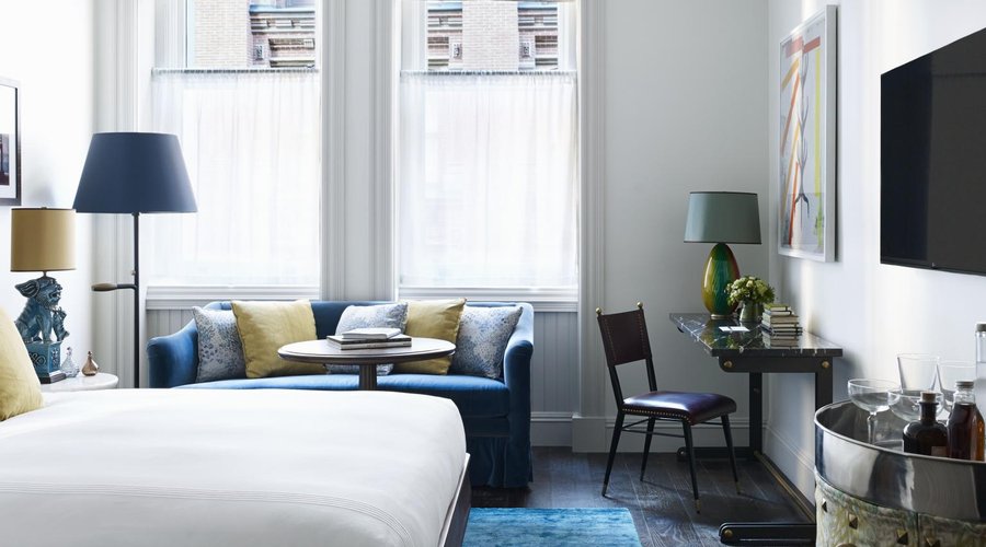 Deluxe King Bed