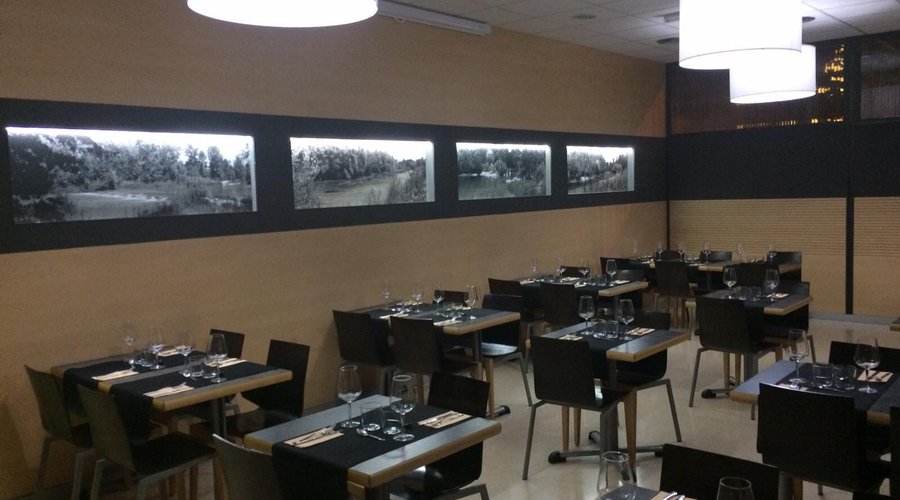 Zona Restaurant