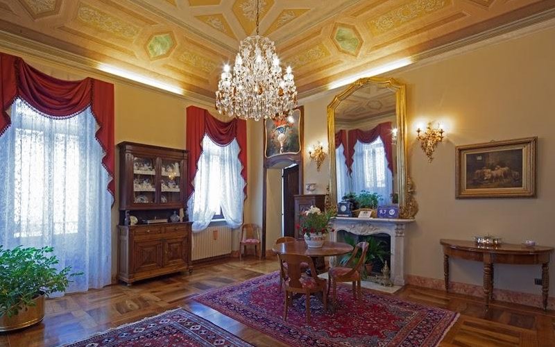 salone
