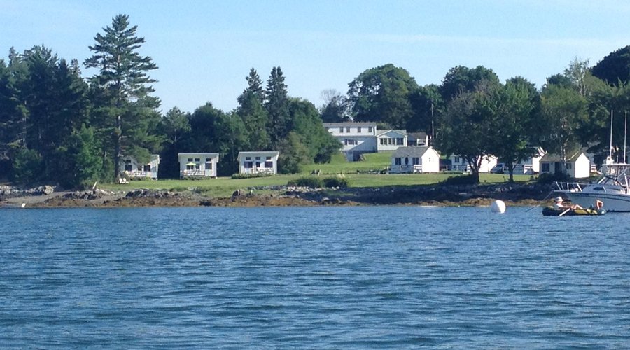 Edgewater from water~ looking in
