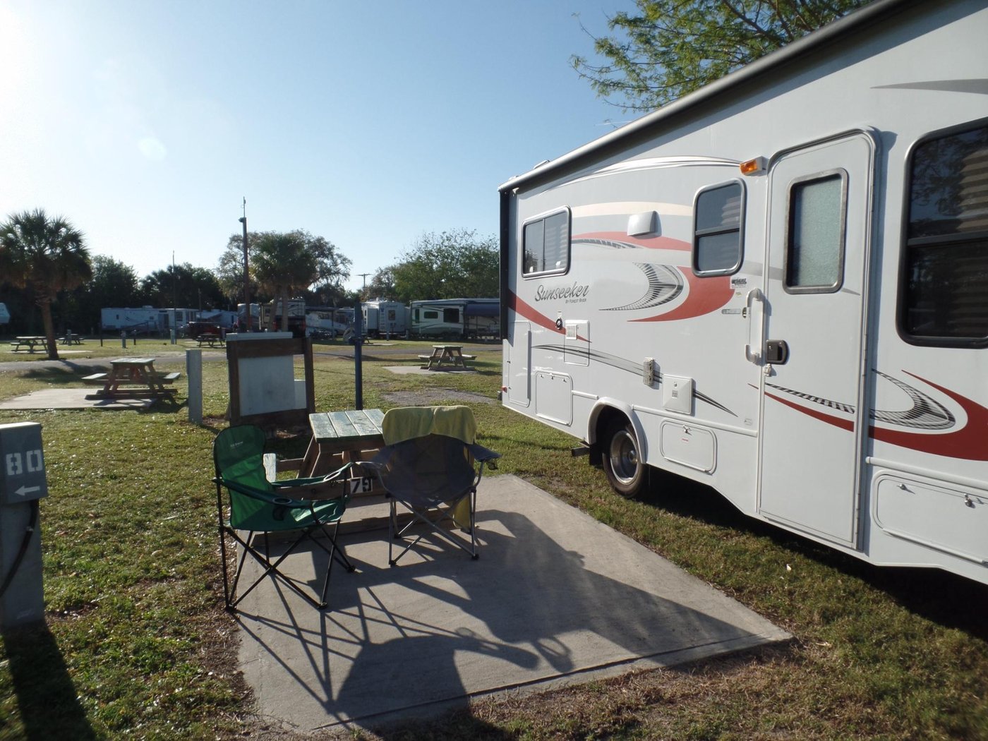 Escape to Paradise: Sonrise Palms RV Park, Your Florida Oasis