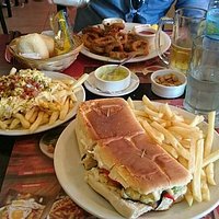 Almorzando en Junior B
