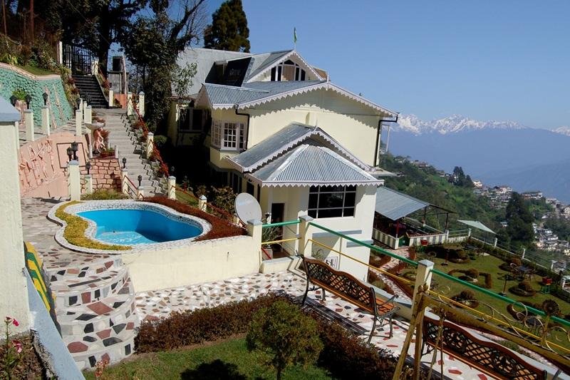 CENTRAL NIRVANA RESORT, DARJEELING - Hotel Reviews, Photos, Rate ...