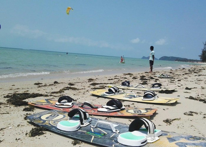 2016 high season. Thank you for visiting Breeze Kiteboarding.
