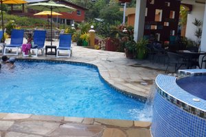 Piscina e praia