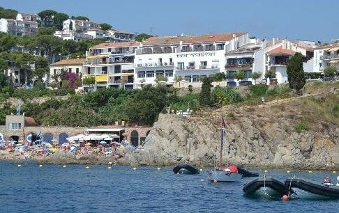 HOTEL MEDITERRANI - Updated 2024 Prices & Reviews (Calella de ...