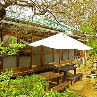HUG.CAFE 庭側から
