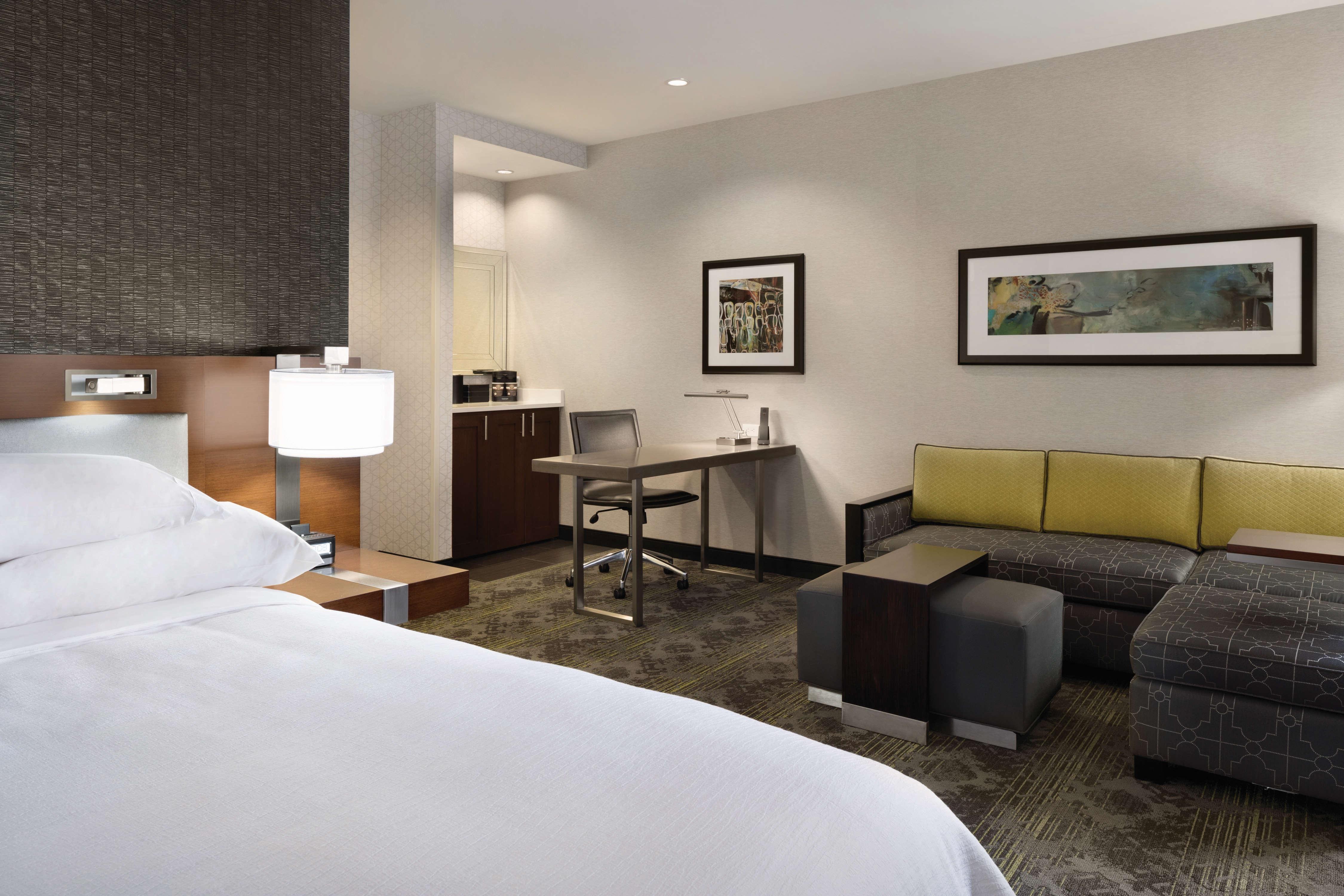 Hotel photo 13 of Embassy Suites by Hilton Pittsburgh Downtown.