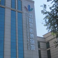 立派な建物です