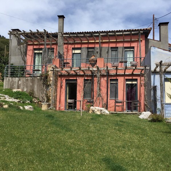 2025년 Galatas 베스트 민박 추천 - Tripadvisor