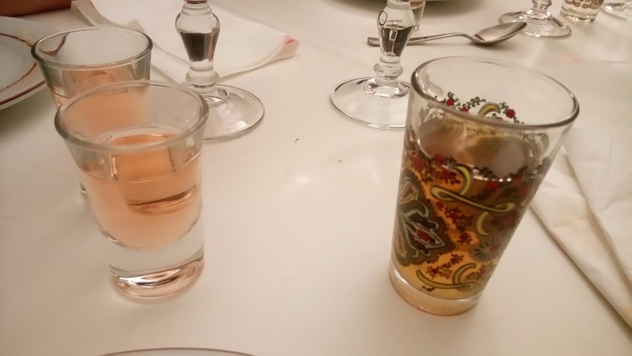 Thé à la menthe et digestif maison