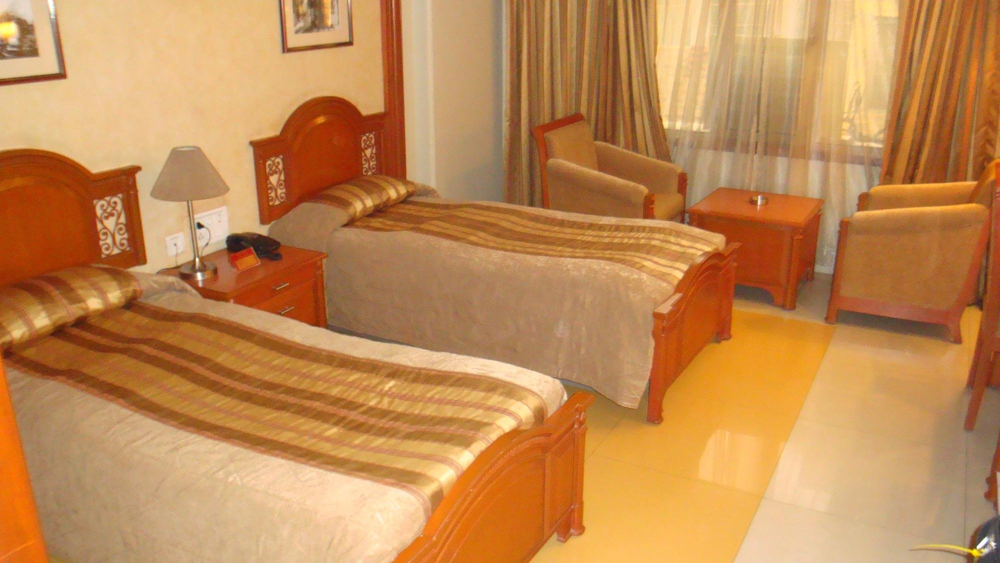 Hotel Pradeep by null