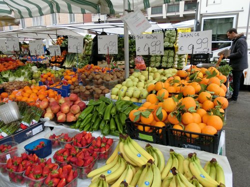 Milan Italy 08082019 Milan Street Market Stock Photo 1476753893