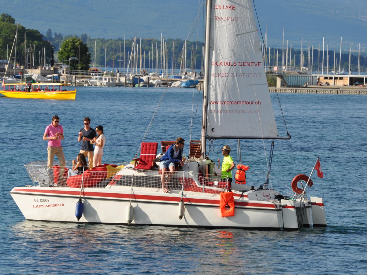 catamaran lake geneva