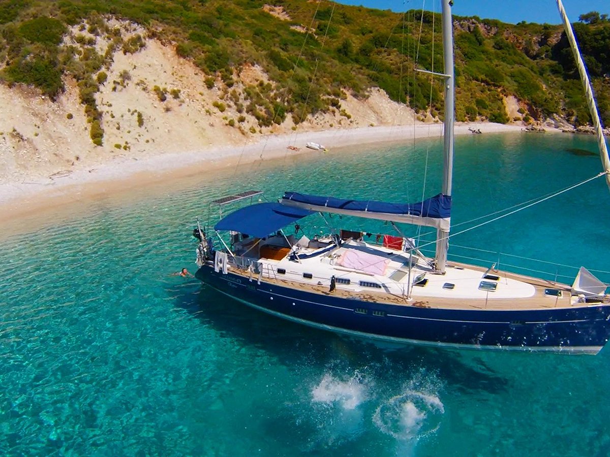 yacht charter in lefkada