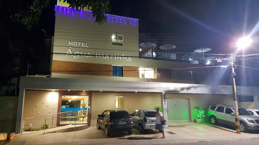 Frente do hotel!
