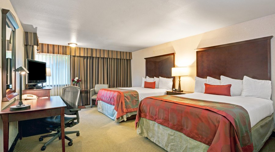 베스트 웨스턴 리버스 에지 (Ramada by Wyndham Tukwila Southcenter, 투퀼라) - 호텔 리뷰 & 가격 비교