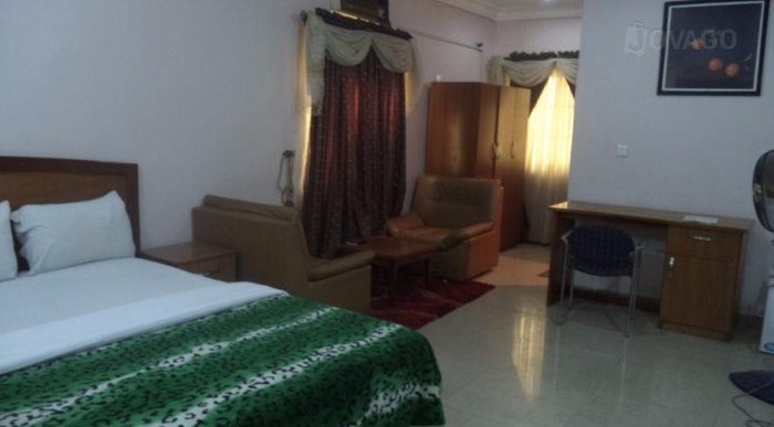 CHINOX GUEST INN - Prices & Lodge Reviews (Abuja, Nigeria)