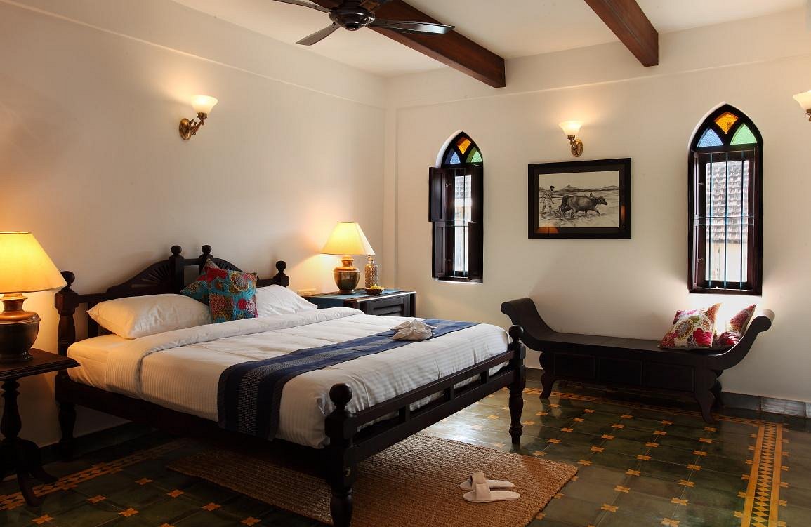 The Waterfront Granary Museum Hotel, hotel in Kochi (Cochin)