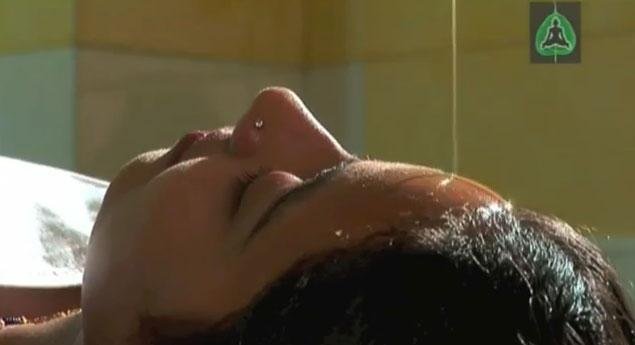 Shirodhara Treatment at Chakrapani Ayurveda