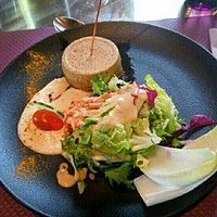 Mousse de foie de volailles et ses crudités
