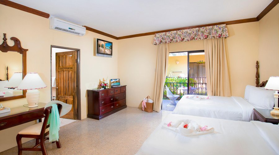 Gardenview with double and single bed
