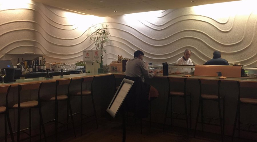 Flo Restaurant & Bar
