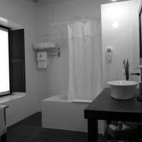 Room & Suite
