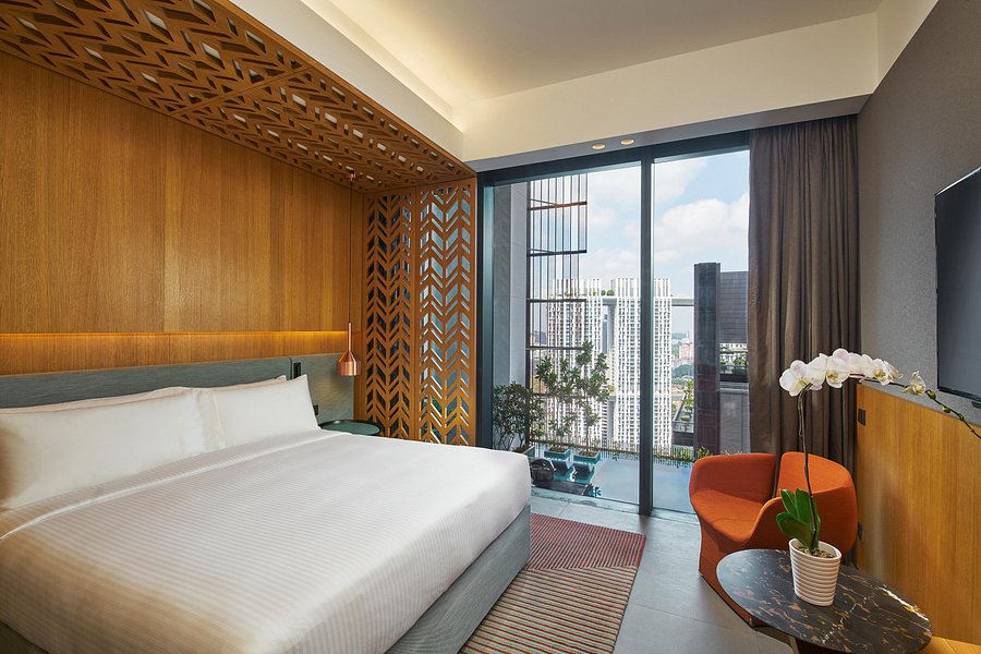 Oasia Hotel Downtown, Singapore by Far East Hospitality Rooms: Pictures &  Reviews - Tripadvisor