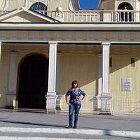Frontis de la Iglesia y lugar donde se rinde homenaje a la Virgen con bailes típicos nortinos