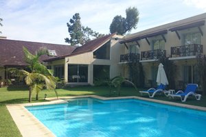 Piscina y playa