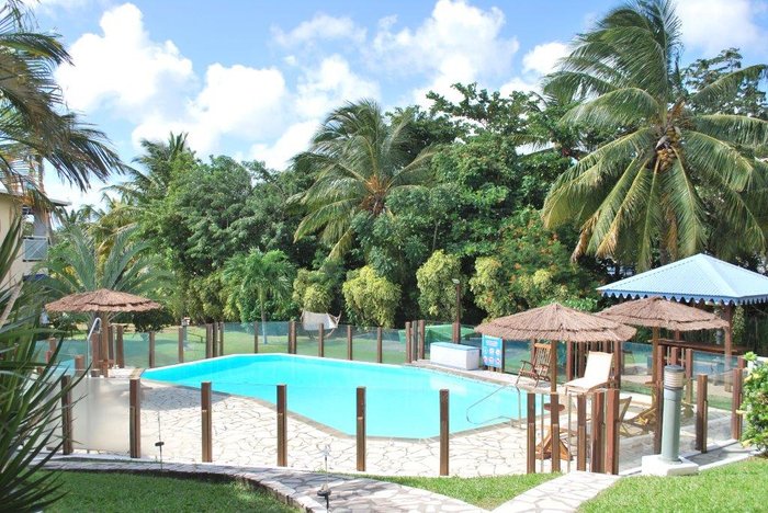 LES CREOLINES - Prices & Condominium Reviews (Sainte-Luce, Martinique)