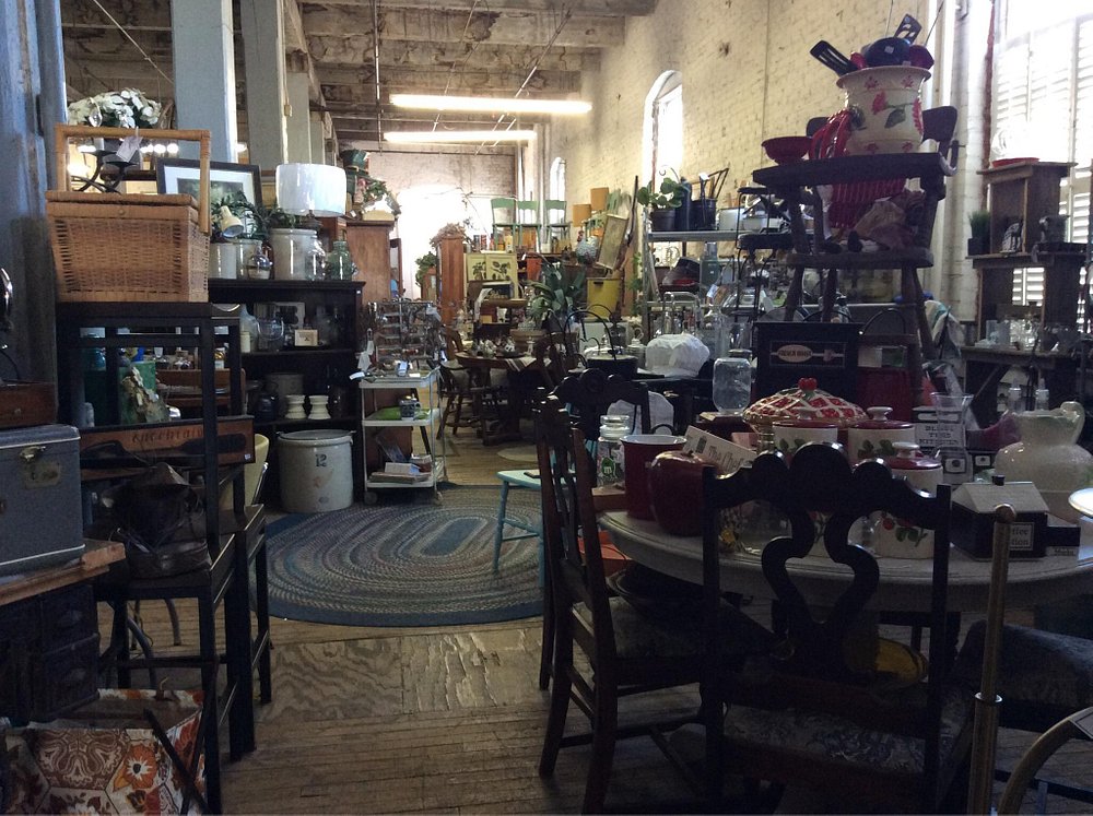 THE 10 BEST Kansas Antique Stores (Updated 2024) - Tripadvisor