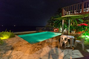 Piscina e praia
