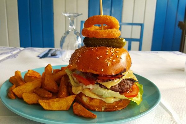 THE BURGERS BY PAUL VRABIE, Bucharest - Drumul Taberei - Menu, Prices &  Restaurant Reviews - Tripadvisor