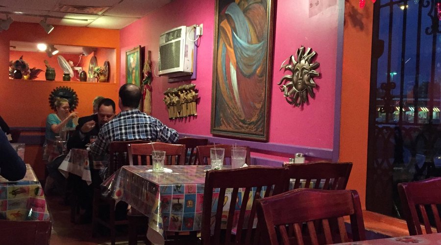 Mia's Tex Mex
