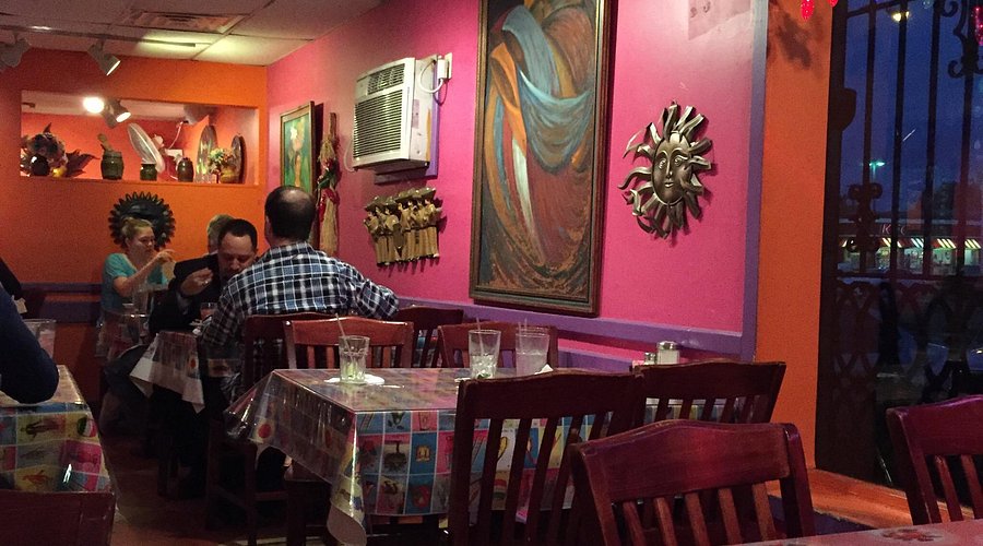 Mia's Tex Mex