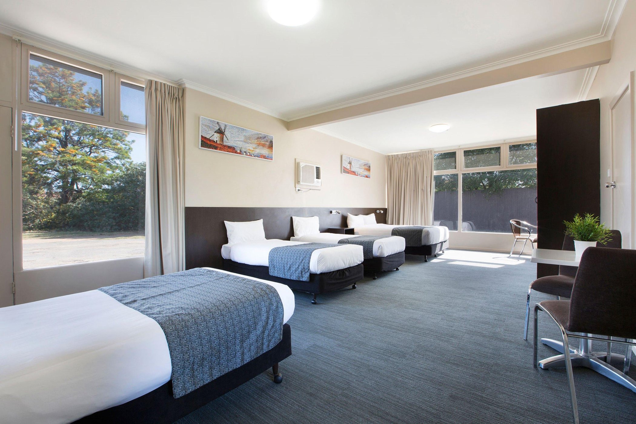 Links Hotel by null