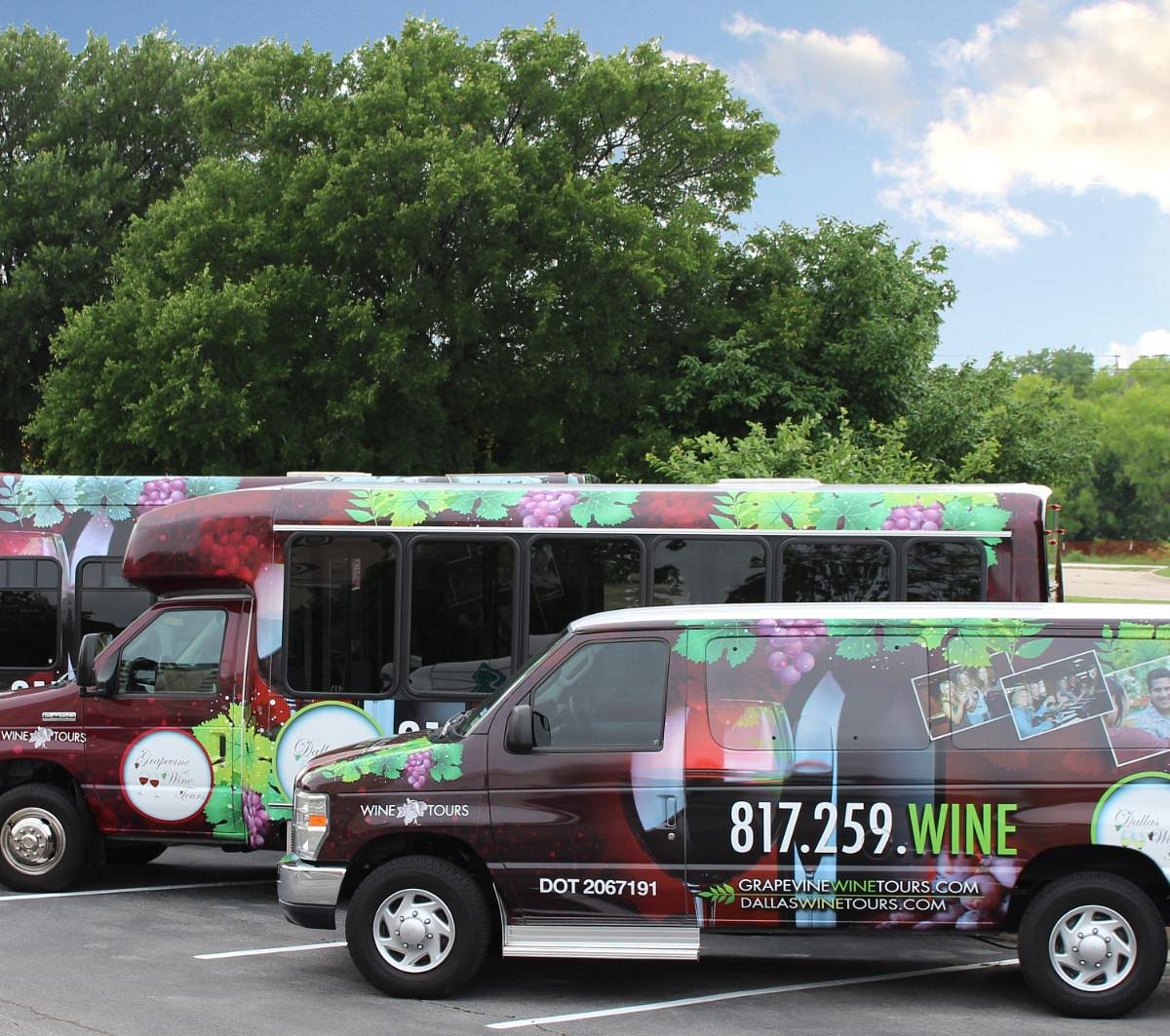 grapevine wine tour bus