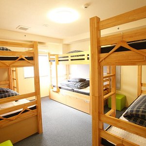 6 bed mixed dormitory