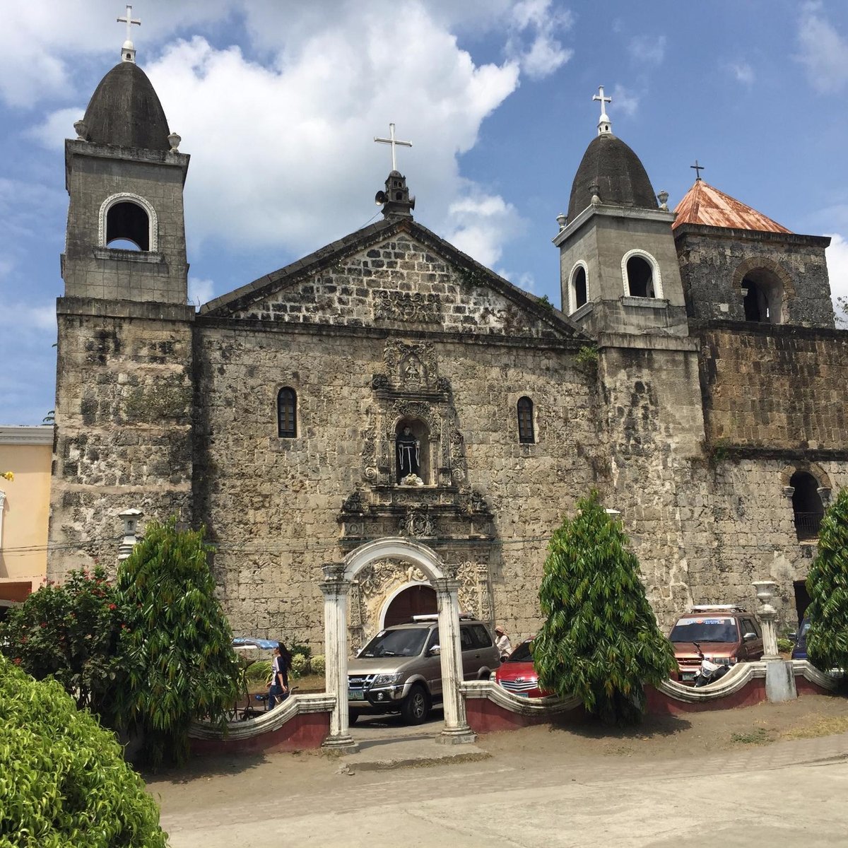 St. John of Sahagun Parish Church, Tigbauan